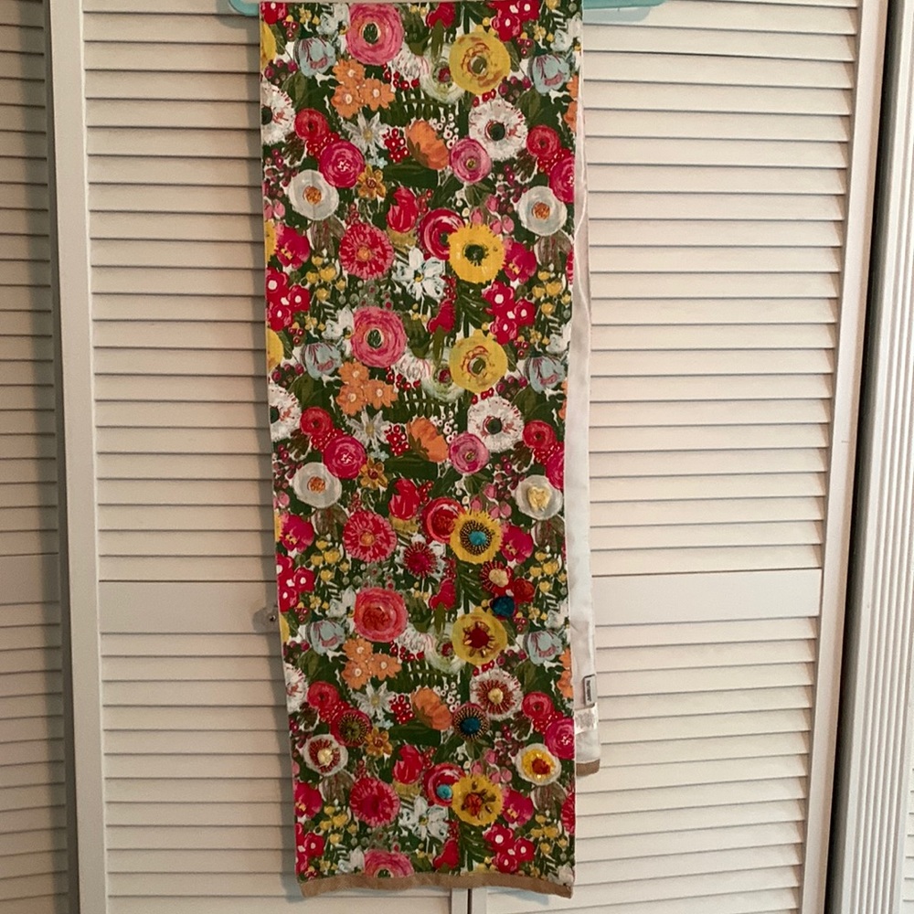 Pier 1 imports beaded and embroidered floral table runner GUC